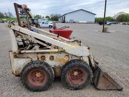 1967 Bob Cat M500, Gas With A K662