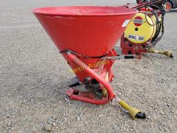 Dry Fertilizer Spreader