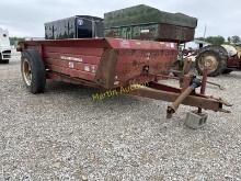 International 550 Manure Spreader +