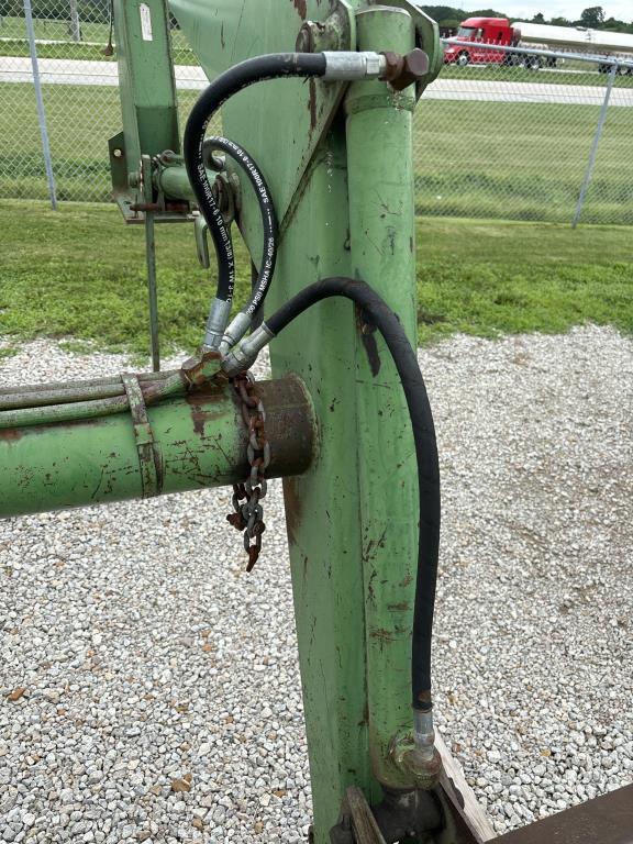 JD 148 loader, w/ valve and joystick; Wilson Closeout 217-620-9660