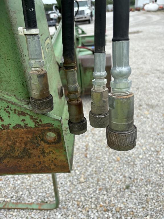 JD 148 loader, w/ valve and joystick; Wilson Closeout 217-620-9660
