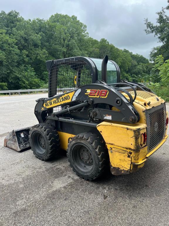 2011 New Holland L218 Skid Steer +