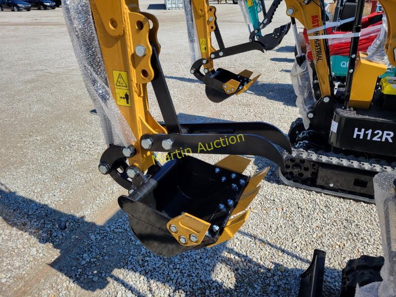 H12 Excavator - AGT +