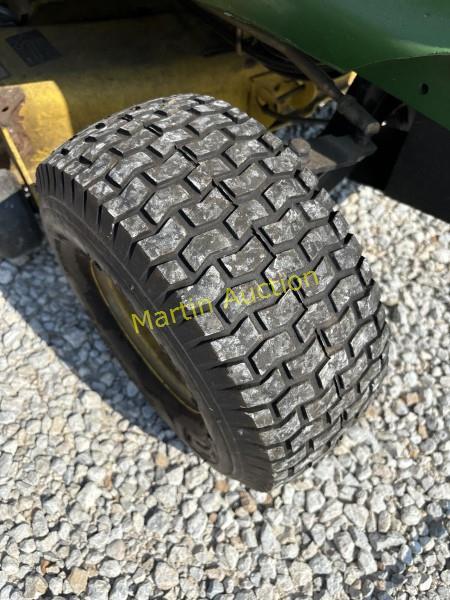 2004 John Deere LT 160