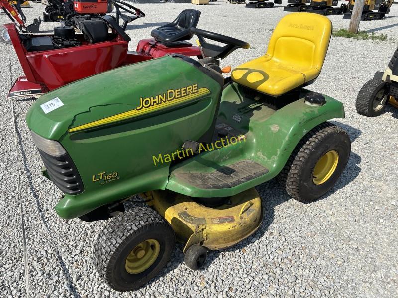 2004 John Deere LT 160