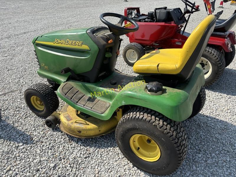 2004 John Deere LT 160
