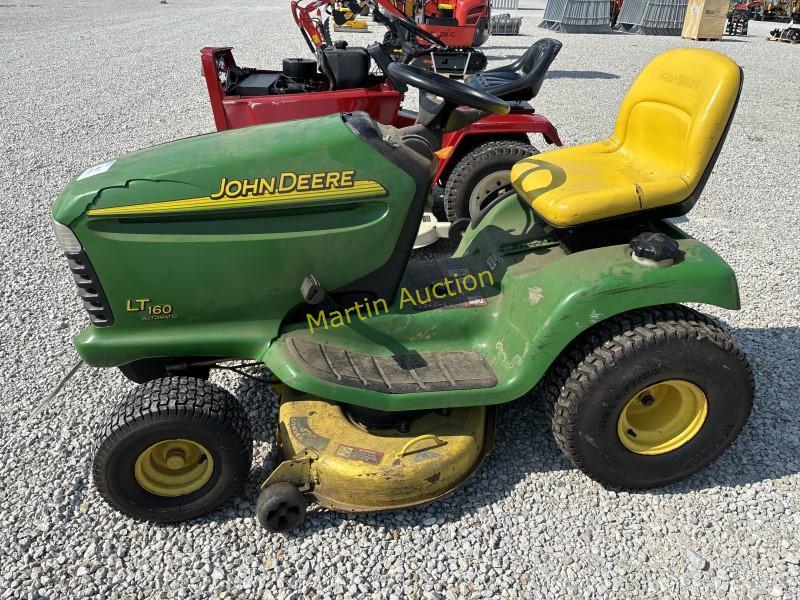 2004 John Deere LT 160