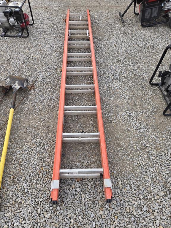 20' Extension Ladder (3)