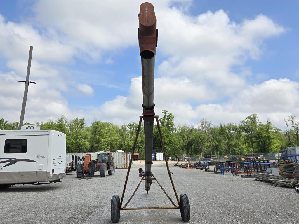Hutchinson 8" Auger * 30 Ft