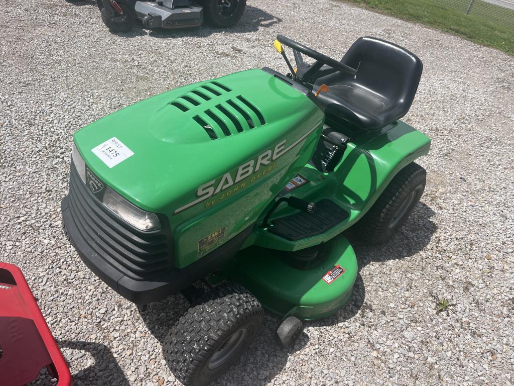 John Deere Sabre