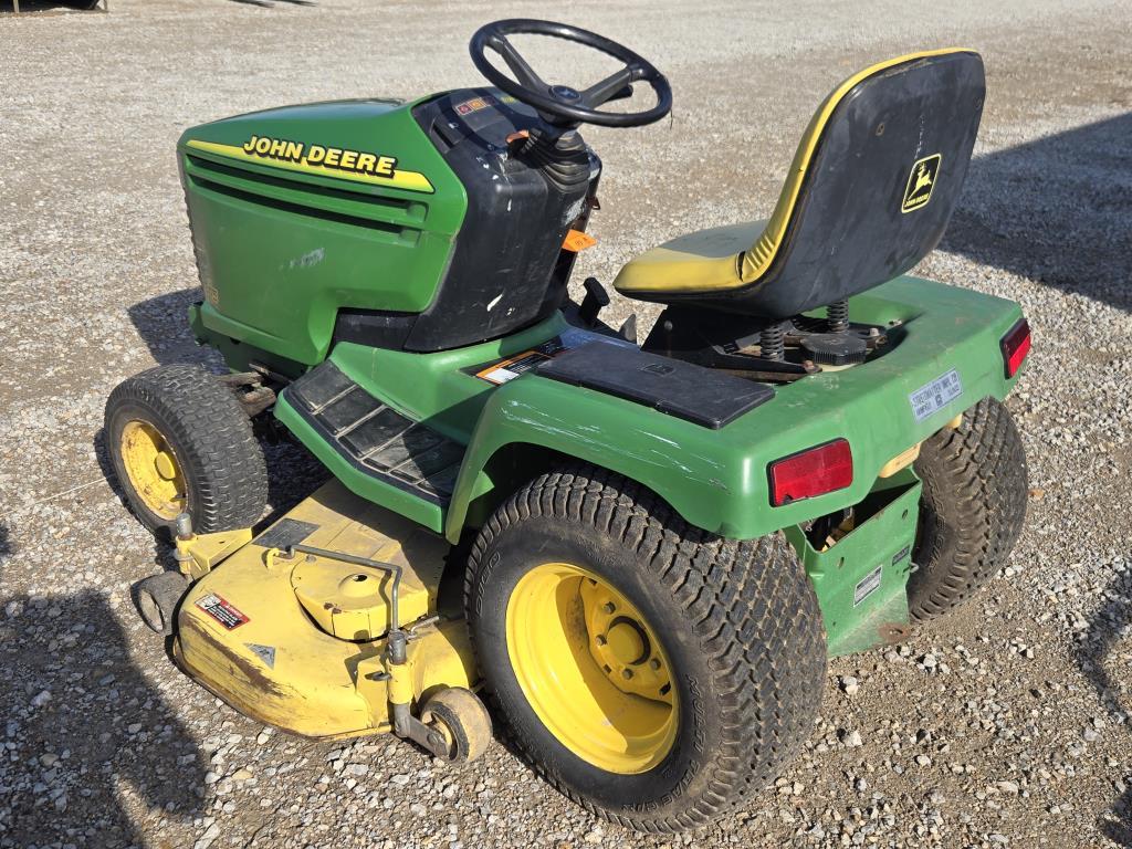 John Deere 345 +