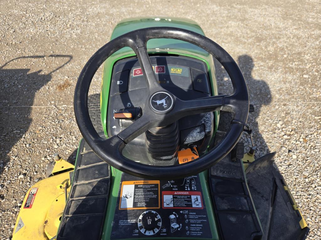 John Deere 345 +