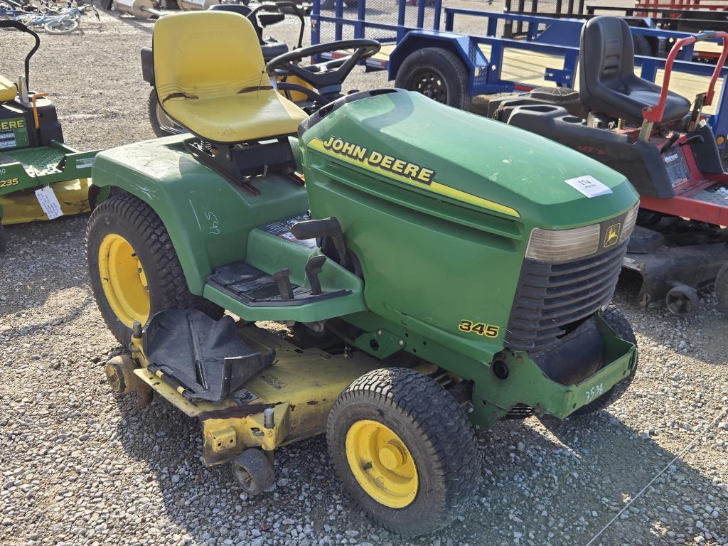 John Deere 345 +