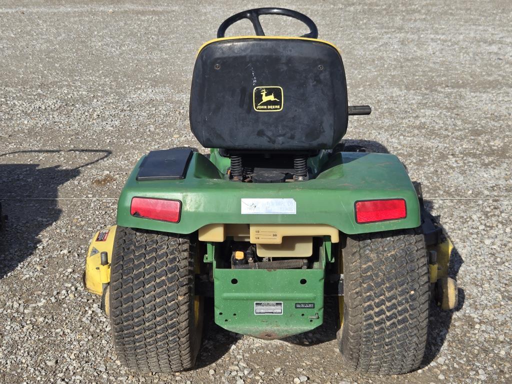 John Deere 345 +