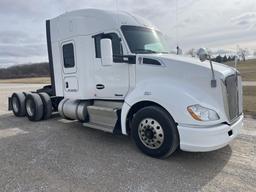 2015 Kenworth T680 VUT