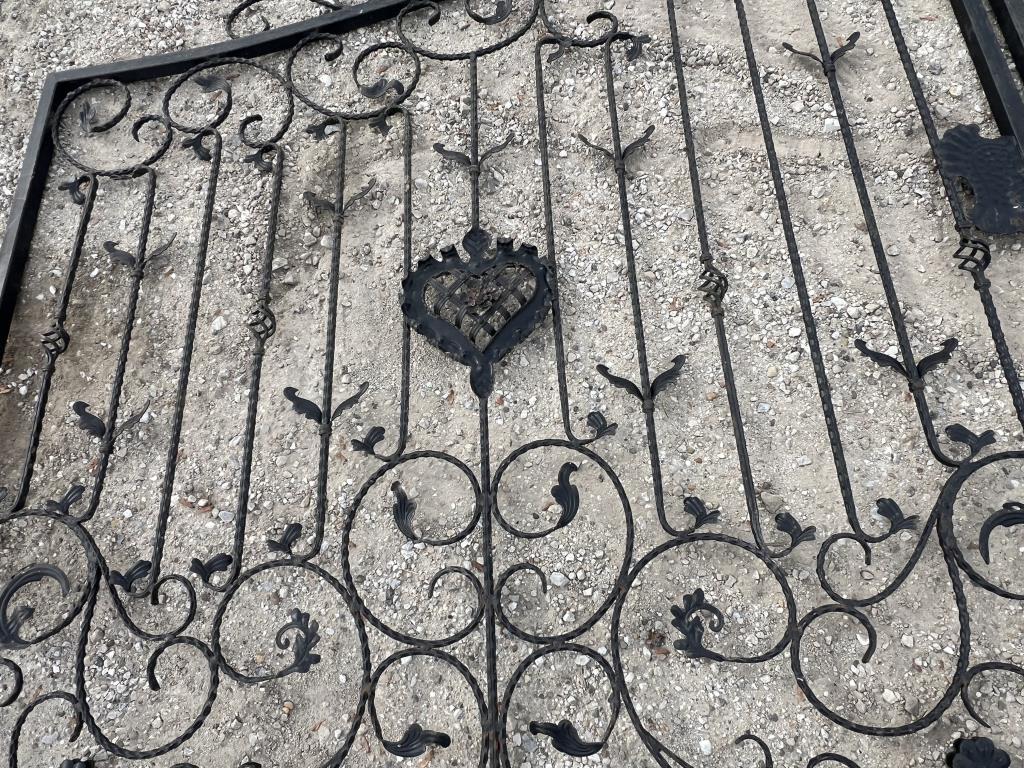 Iron Gates (15' 4") +