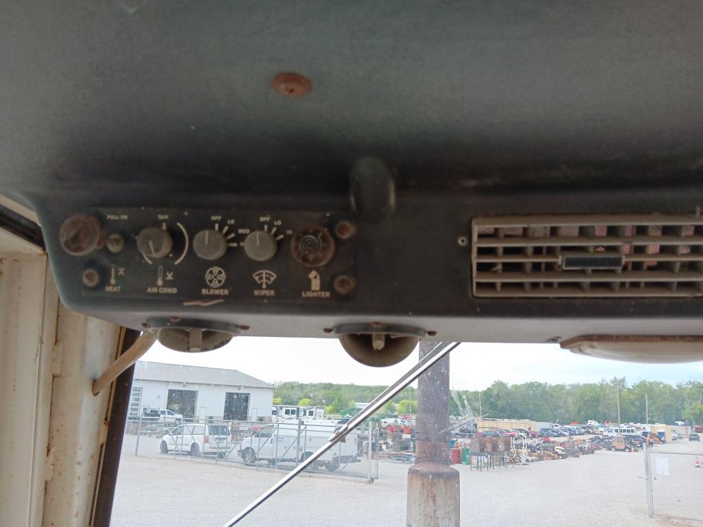 Case 1370 tractor *