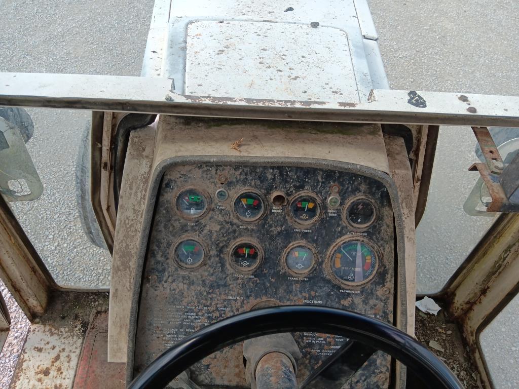 Case 1370 tractor *