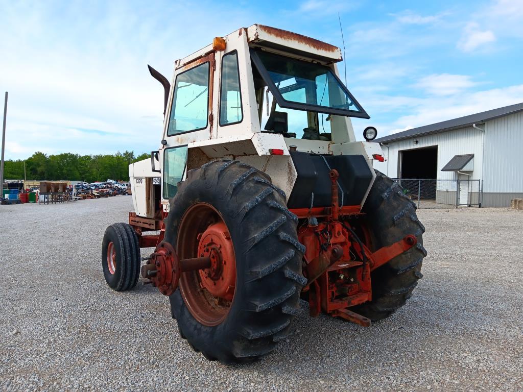Case 1370 tractor *