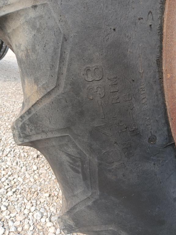 Case 1370 tractor *