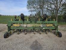 JD #185 12-30” Cultivator *