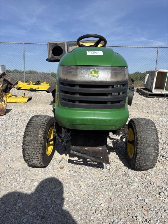 John Deere L130