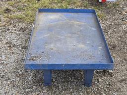 Jakes Foundry Metal Utility Base