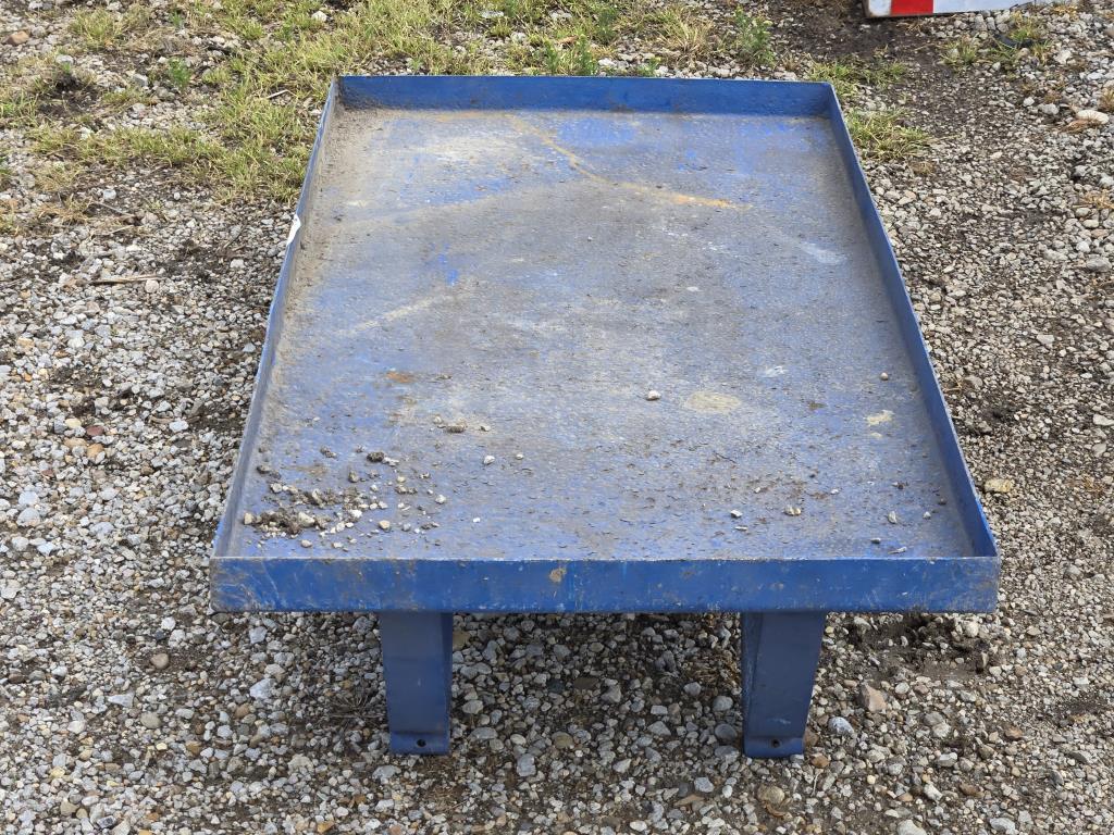Jakes Foundry Metal Utility Base