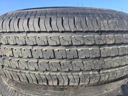 Tires: ST225/75/R15 (4)