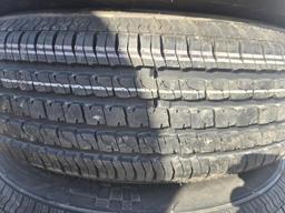 Tires: ST225/75/R15 (4)