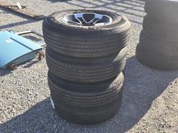 Tires: ST225/75/R15 (4)