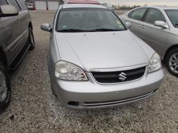 2008 Suzuki Forenza Miles: 100,674