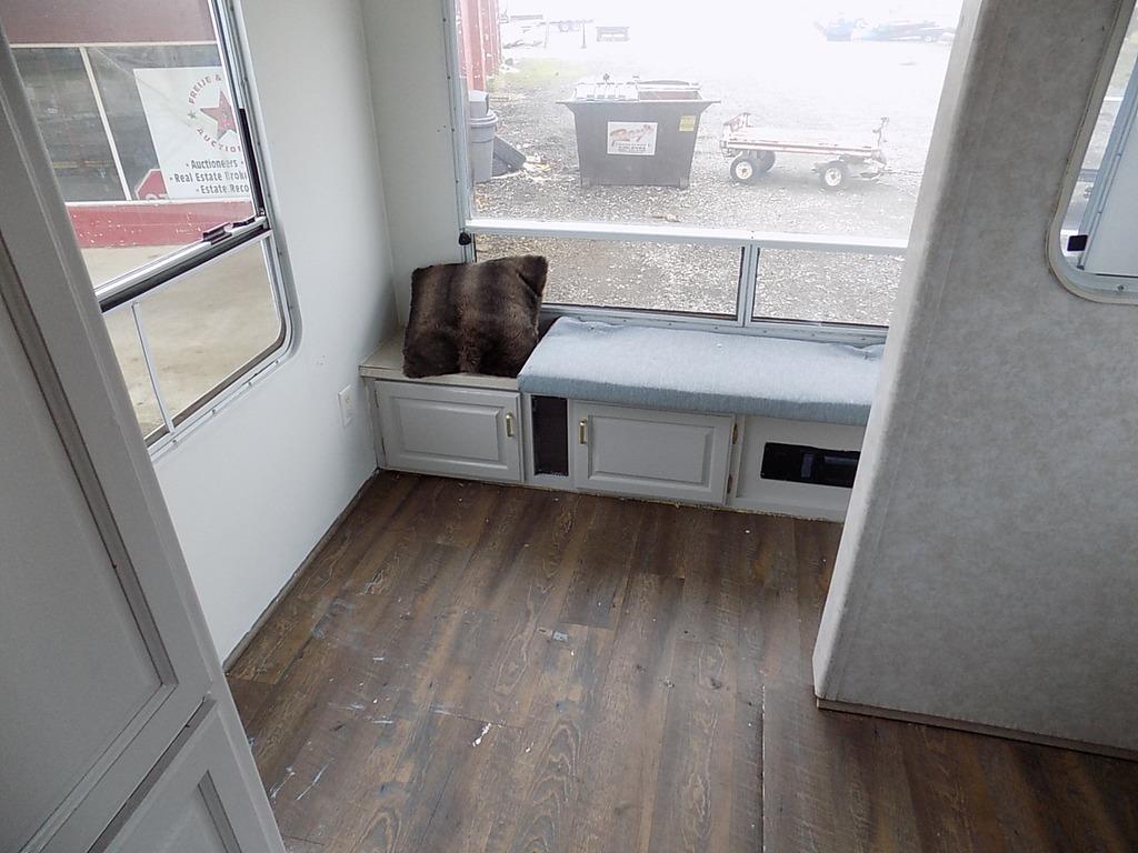 2001 Jayco Designer 33RLS