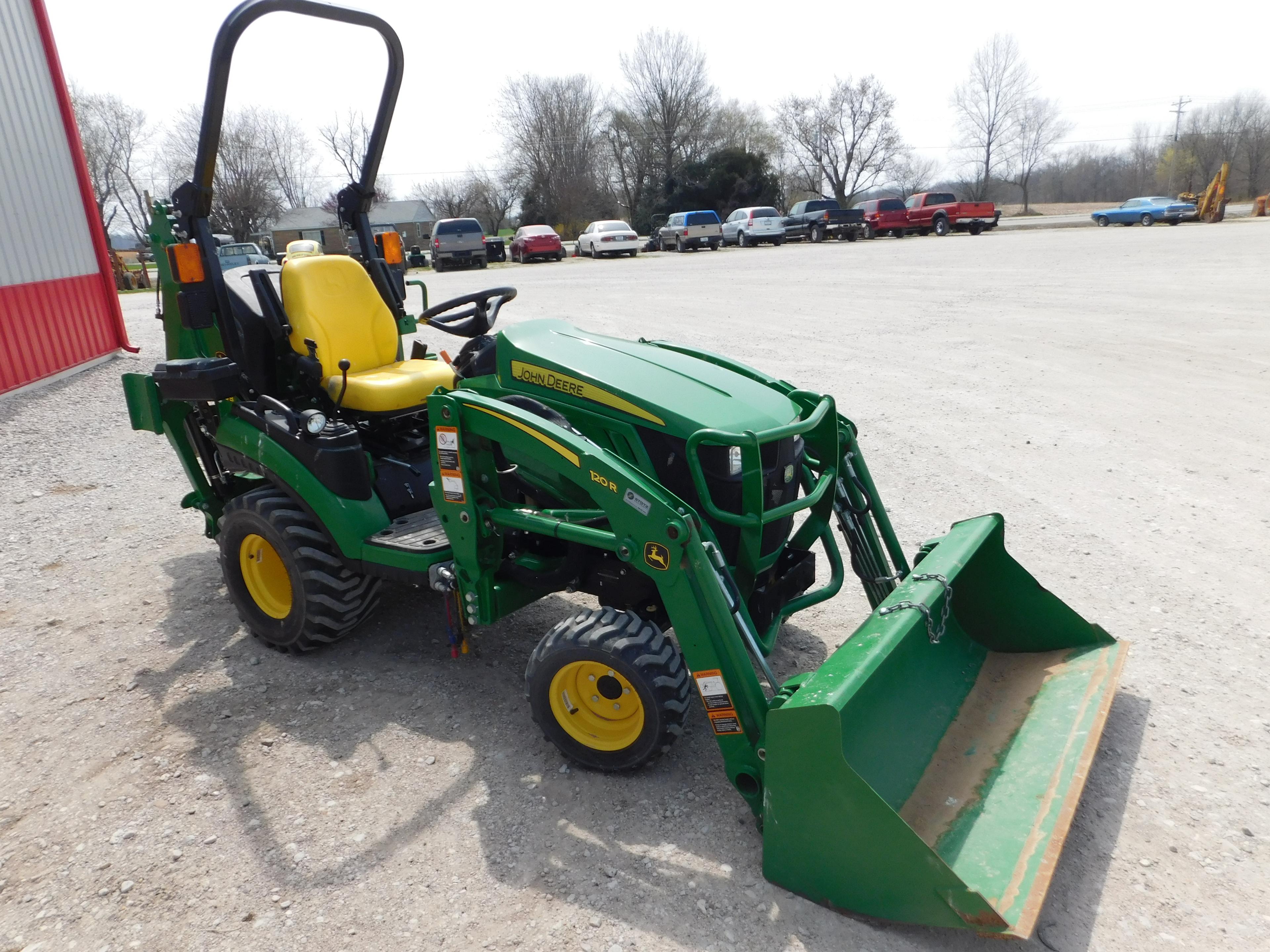 2018 John Deere 1025R Hours Show: 96