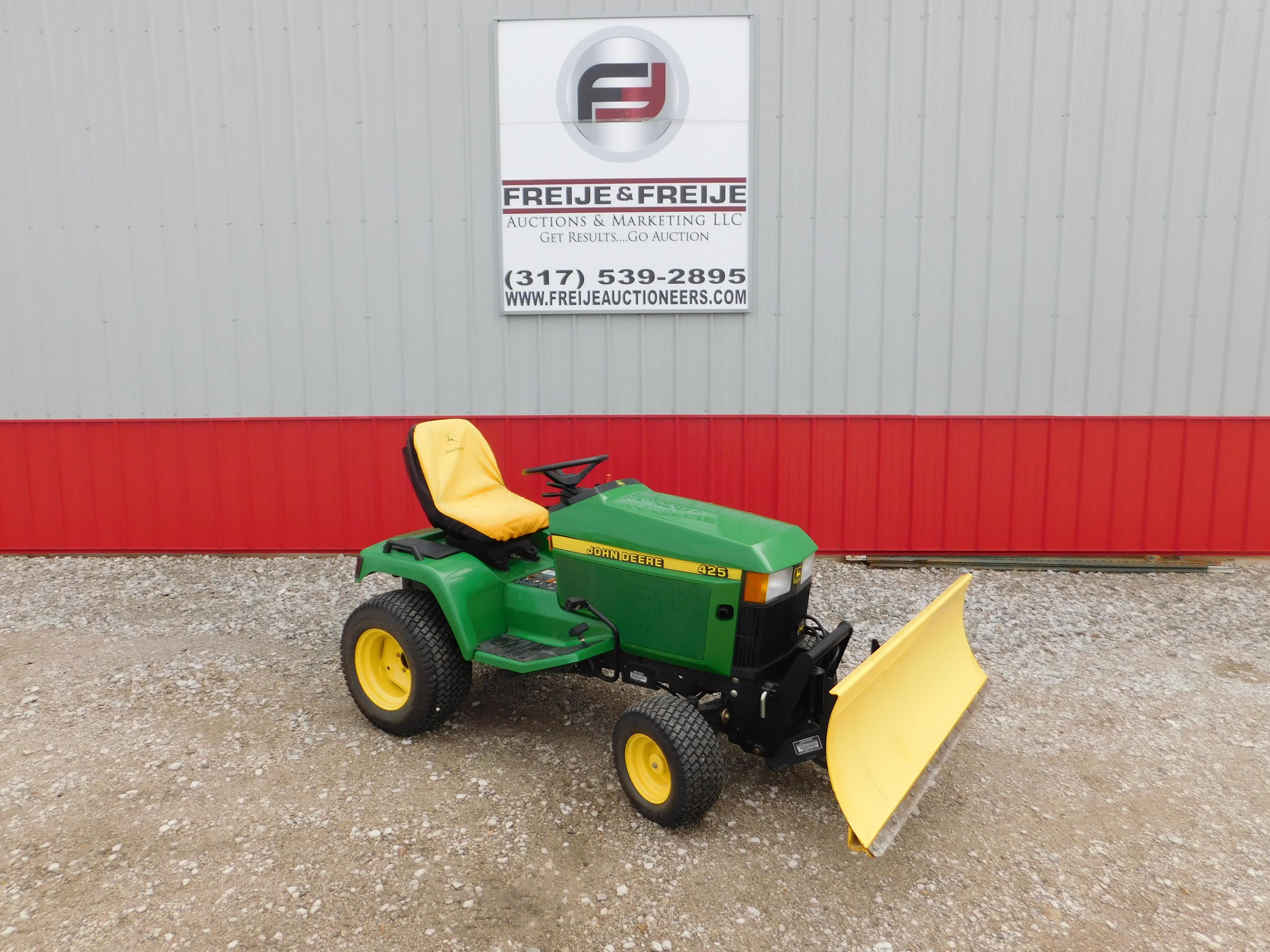 John Deere 425 Hours Show: 948