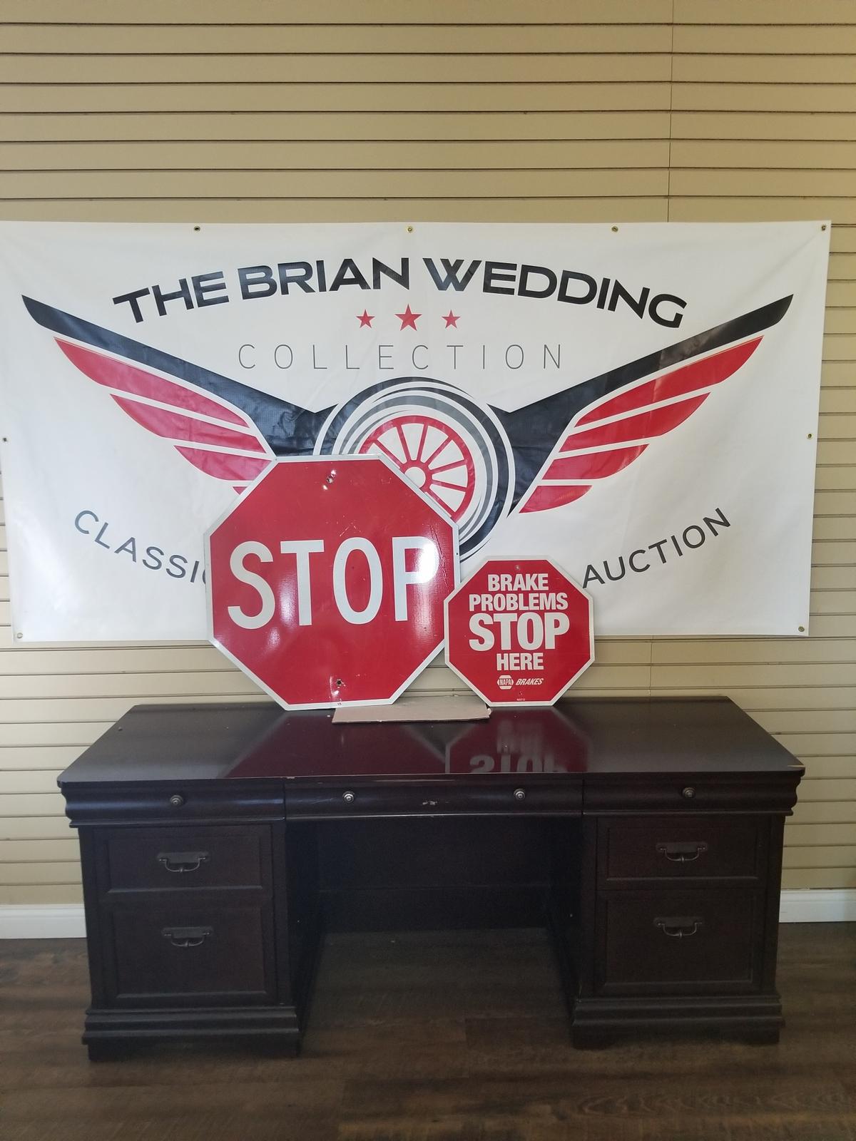 2 stop signs