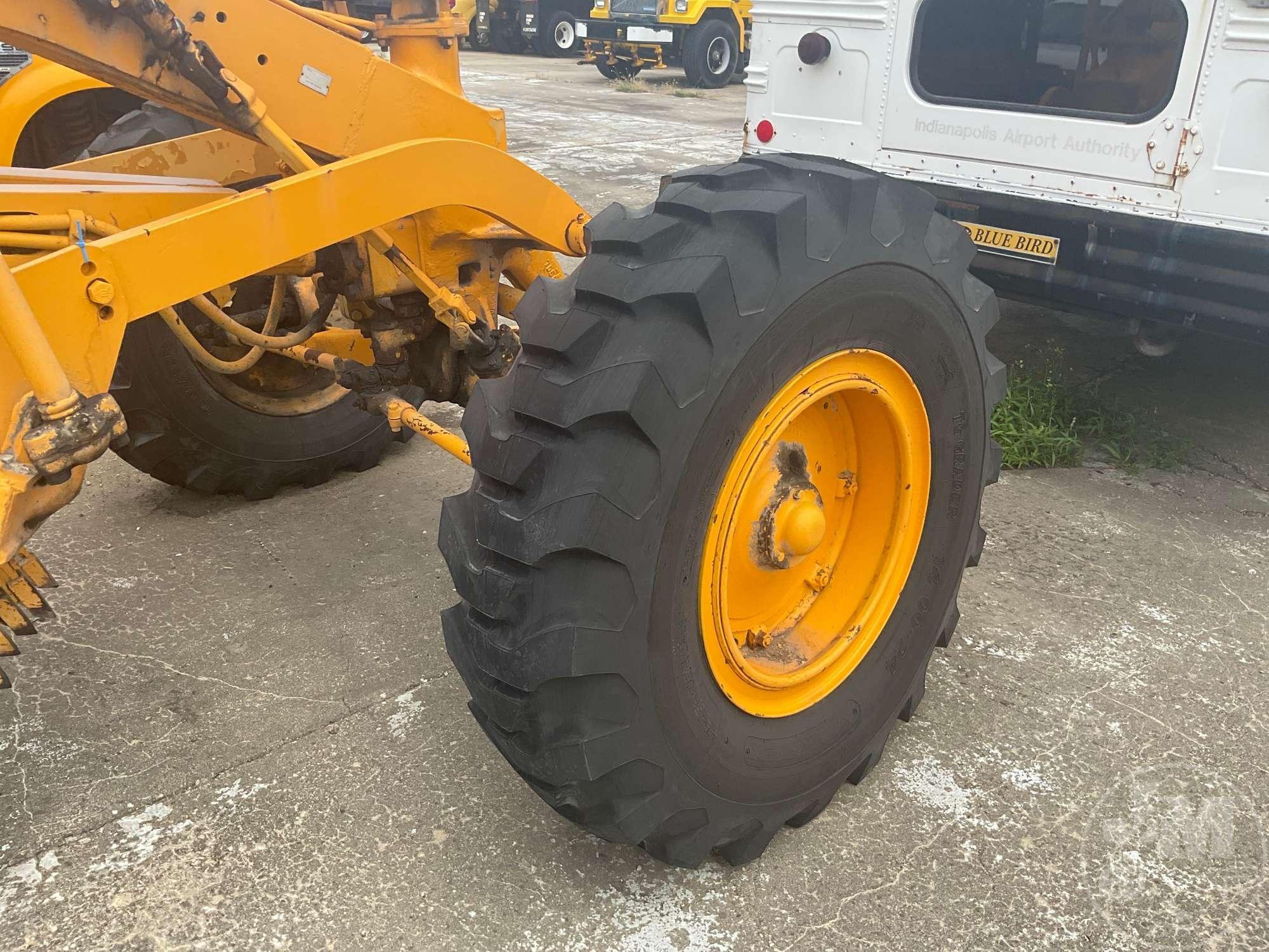 CATERPILLAR 120 MOTORGRADER SN: 10R2580