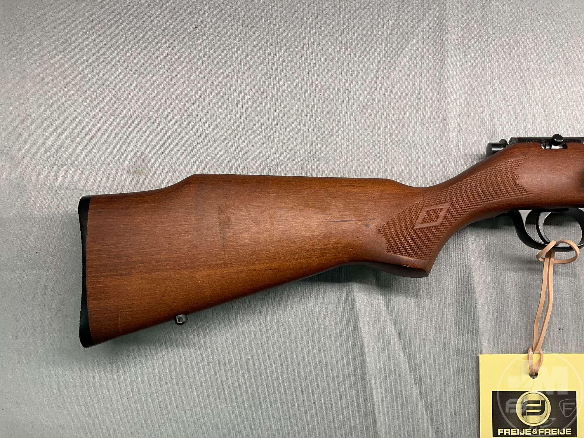 MARLIN MODEL 25MN .22 W.M.R