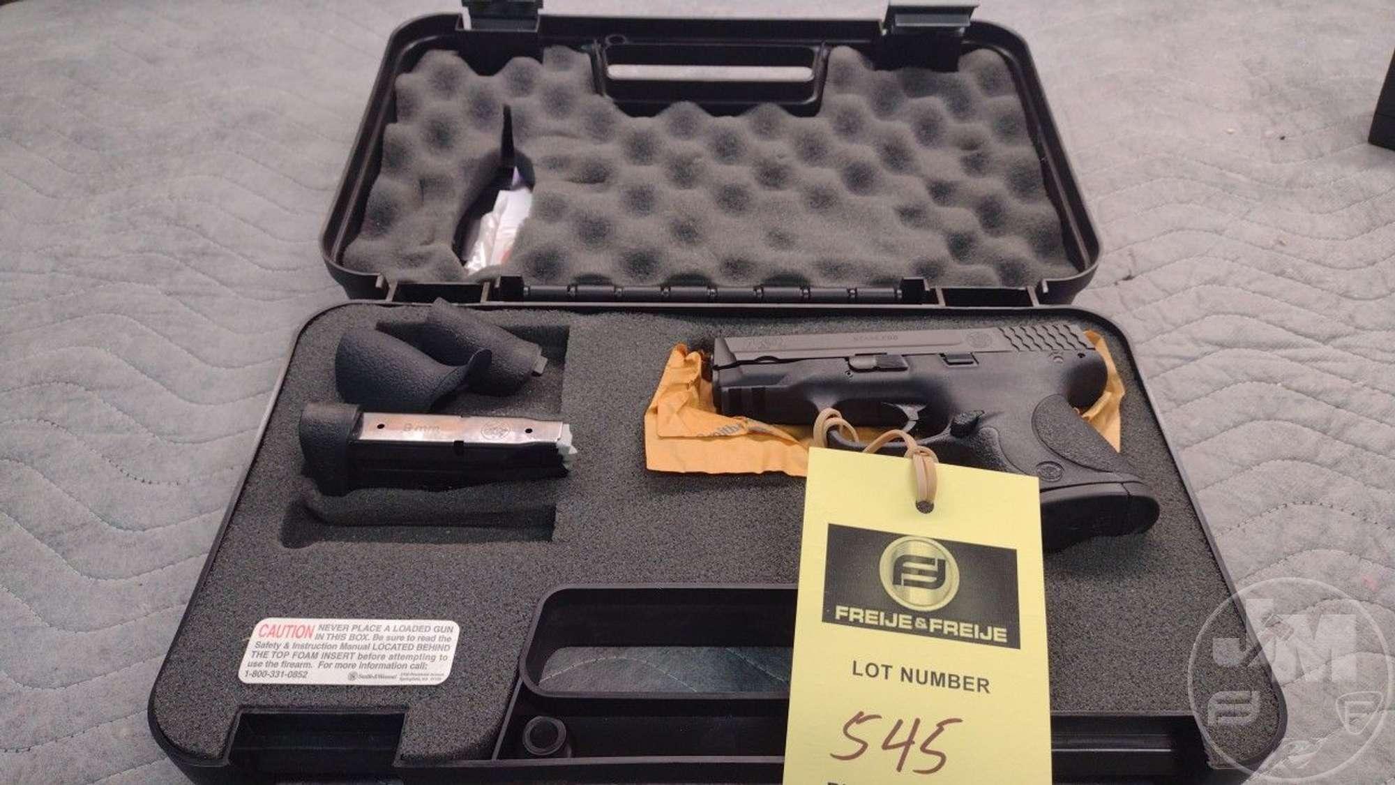 SMITH & WESSON MODEL M&P 9 C 9MM