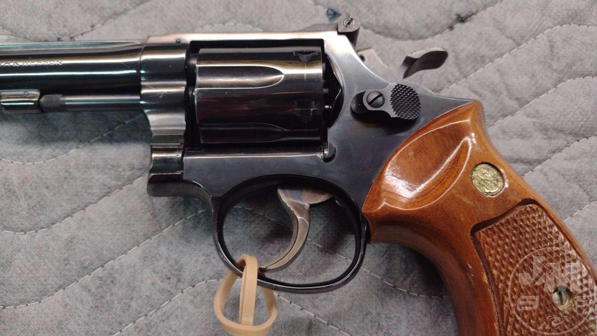 SMITH & WESSON MODEL 15-3 .38 SPECIAL