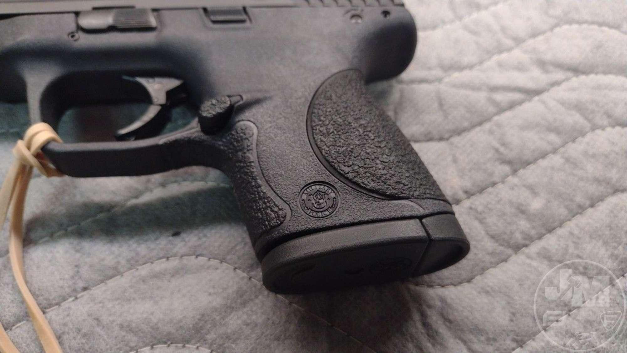 SMITH & WESSON MODEL M&P 9 C 9MM