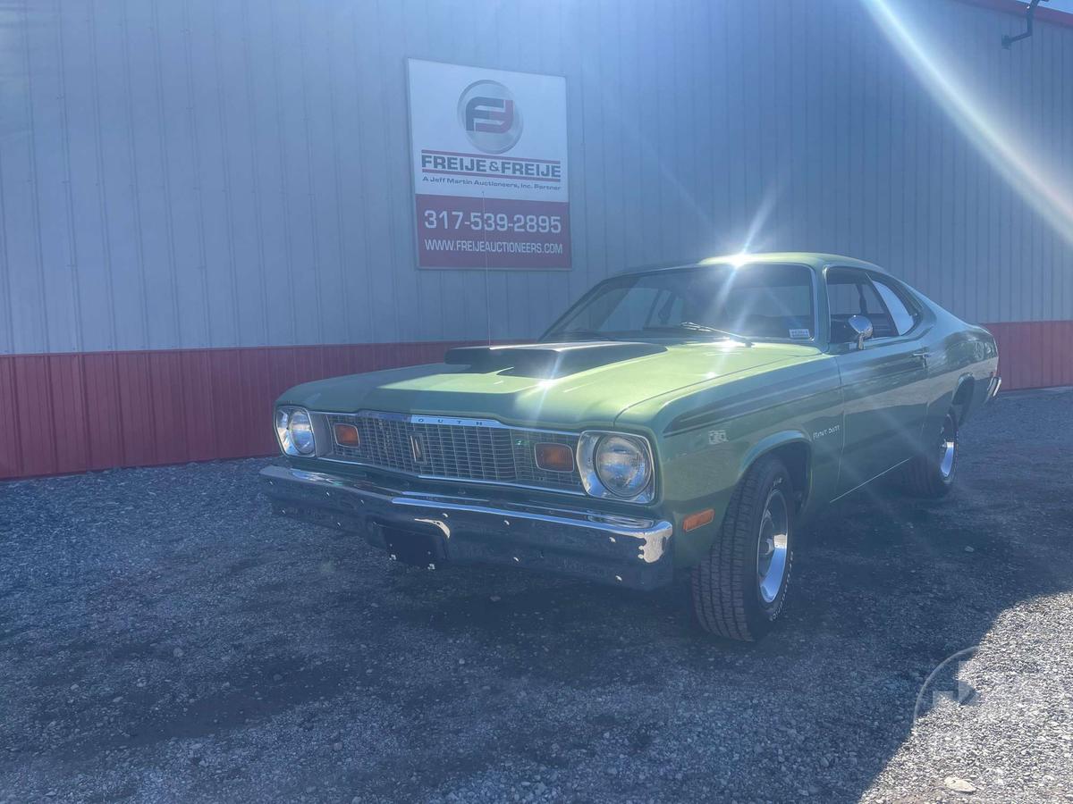 1976 PLYMOUTH FEATHER DUSTER VIN: VL29C6G133869