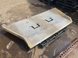 DOCK PLATE