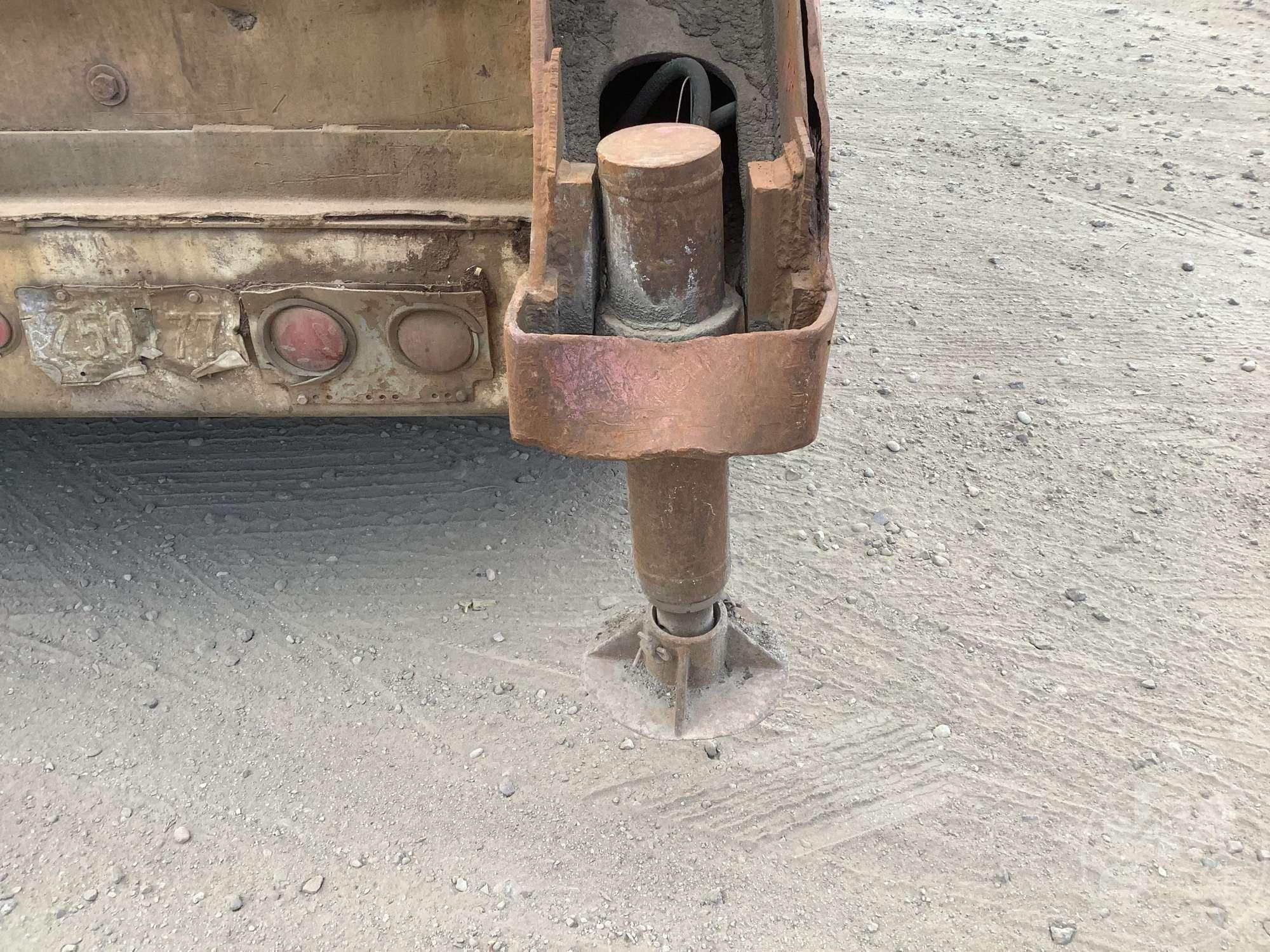 1996 MACK DM T/A VIN: 1M2B209CXTM017820