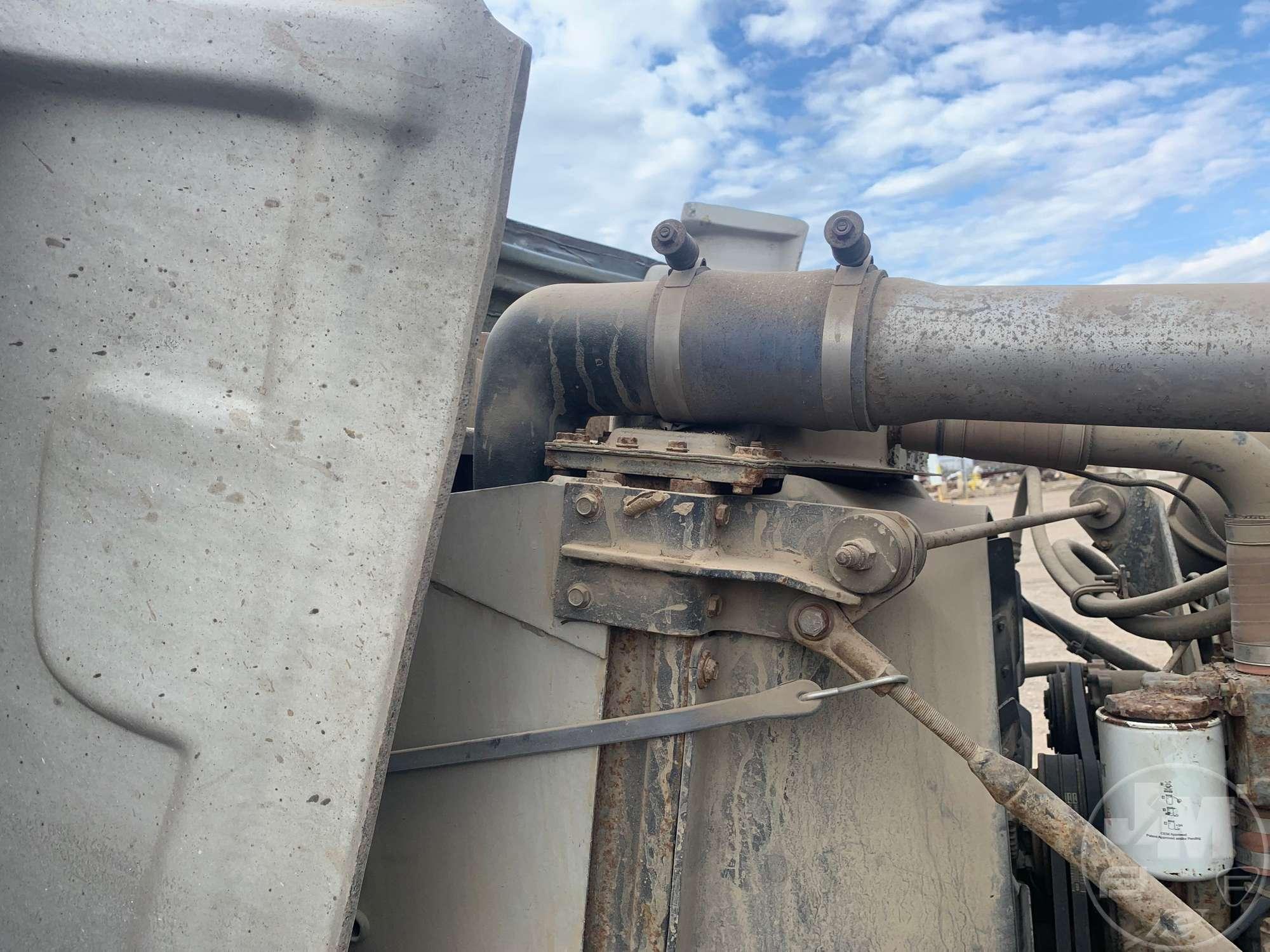 1996 MACK DM T/A VIN: 1M2B209CXTM017820