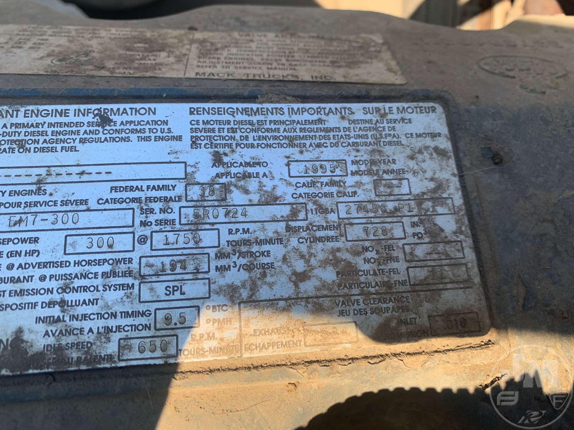 1996 MACK DM T/A VIN: 1M2B209CXTM017820