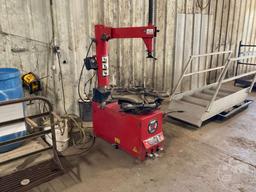 WEAVER W-894XS SEMI-AUTOMATIC TIRE CHANGER