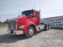 2020 KENWORTH T880 TANDEM AXLE DAY CAB TRUCK TRACTOR VIN: 1XKZD40X0LJ342079