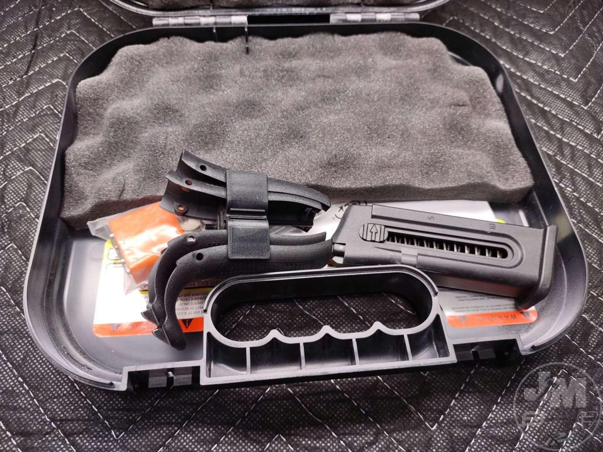 GLOCK MODEL 44 .22 LONG RIFLE SN: AEBS156