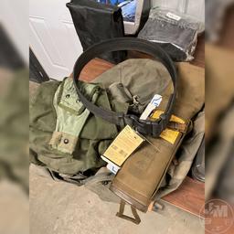 OLD BEN PERSONS BOW AND MILITARY BAG WITH BELT BAG